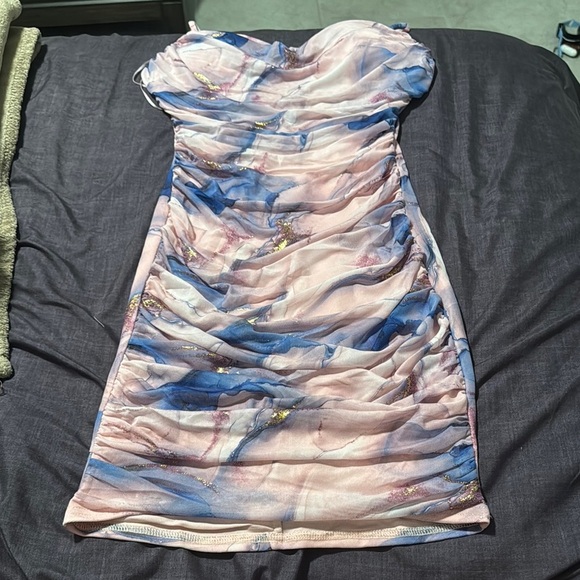 Elegant Multicolor Mini Dress - Picture 1 of 3